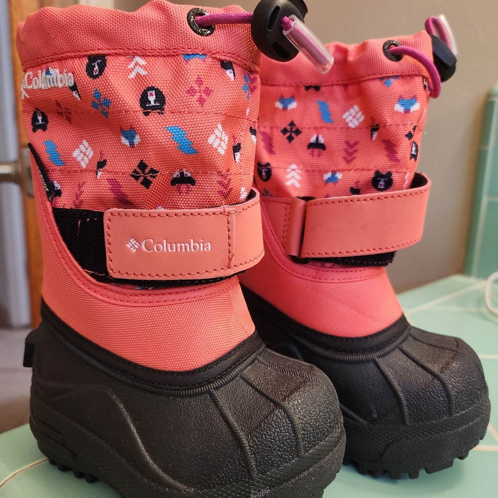 Columbia Pink and Black Winter Boots